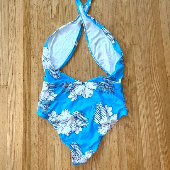 Urban Outfitters one piece suit - Picture 2 of 2